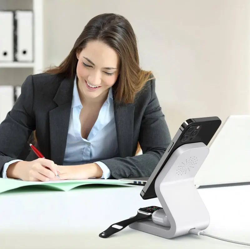 15W Wireless Charging Holder For iPhone Android Phone Portable 3-1 Wireless Charger Station Fast Charging Dock