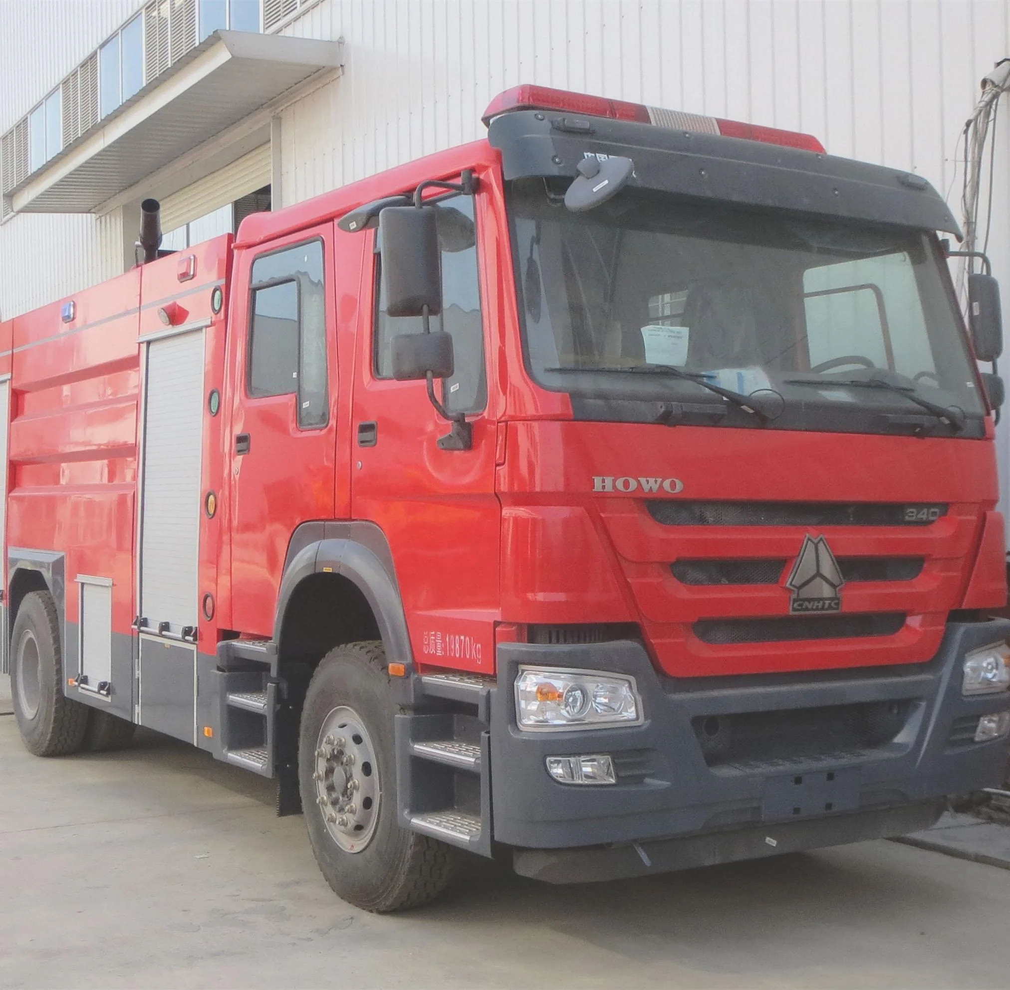  Горячее и хорошее состояние sinotruk howo новый б/у 4X2 6X4 8X4 пожарная машина для