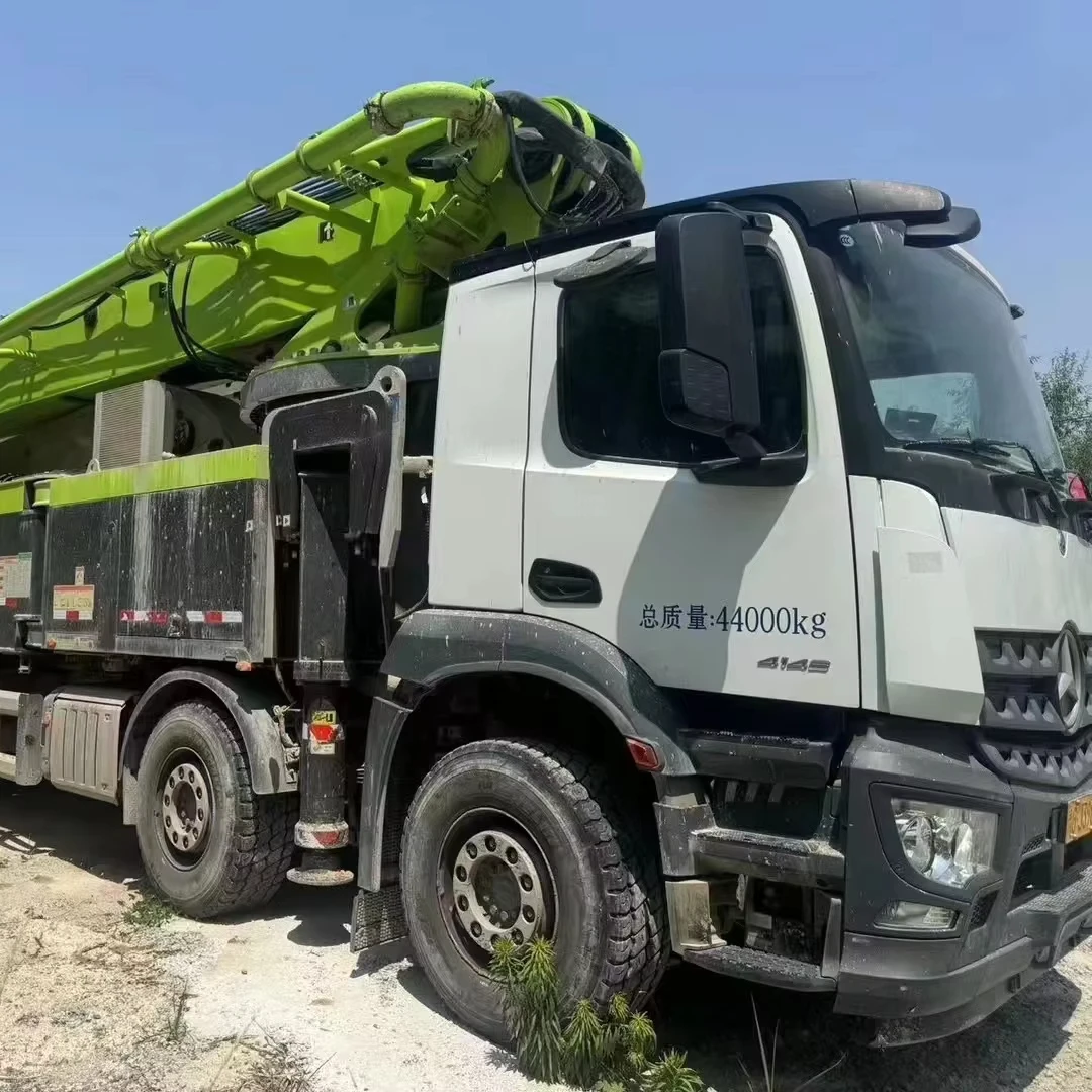 2022 изготовленный б/у мобильный грузовик ZOOMLION 62 м перекачивающий цементно-бетонный насос