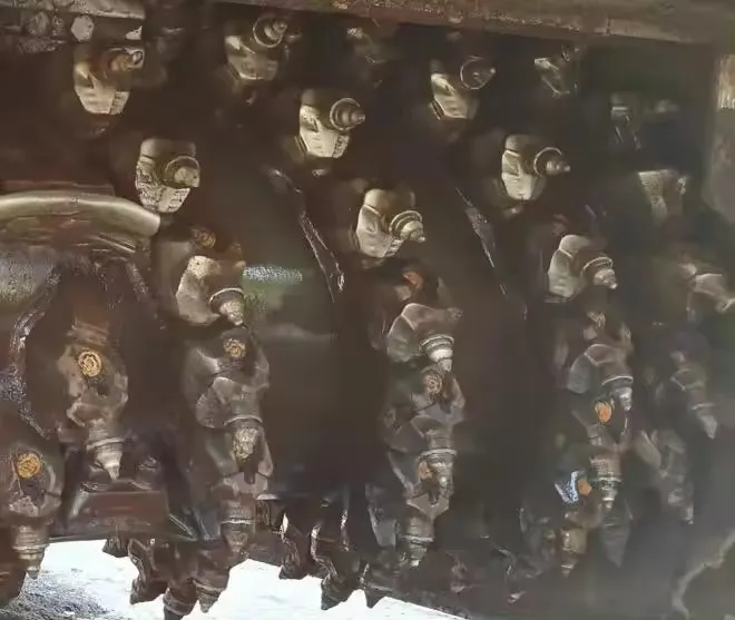 Writgen Asphalt road cutting tools cutting teeth milling picks W6