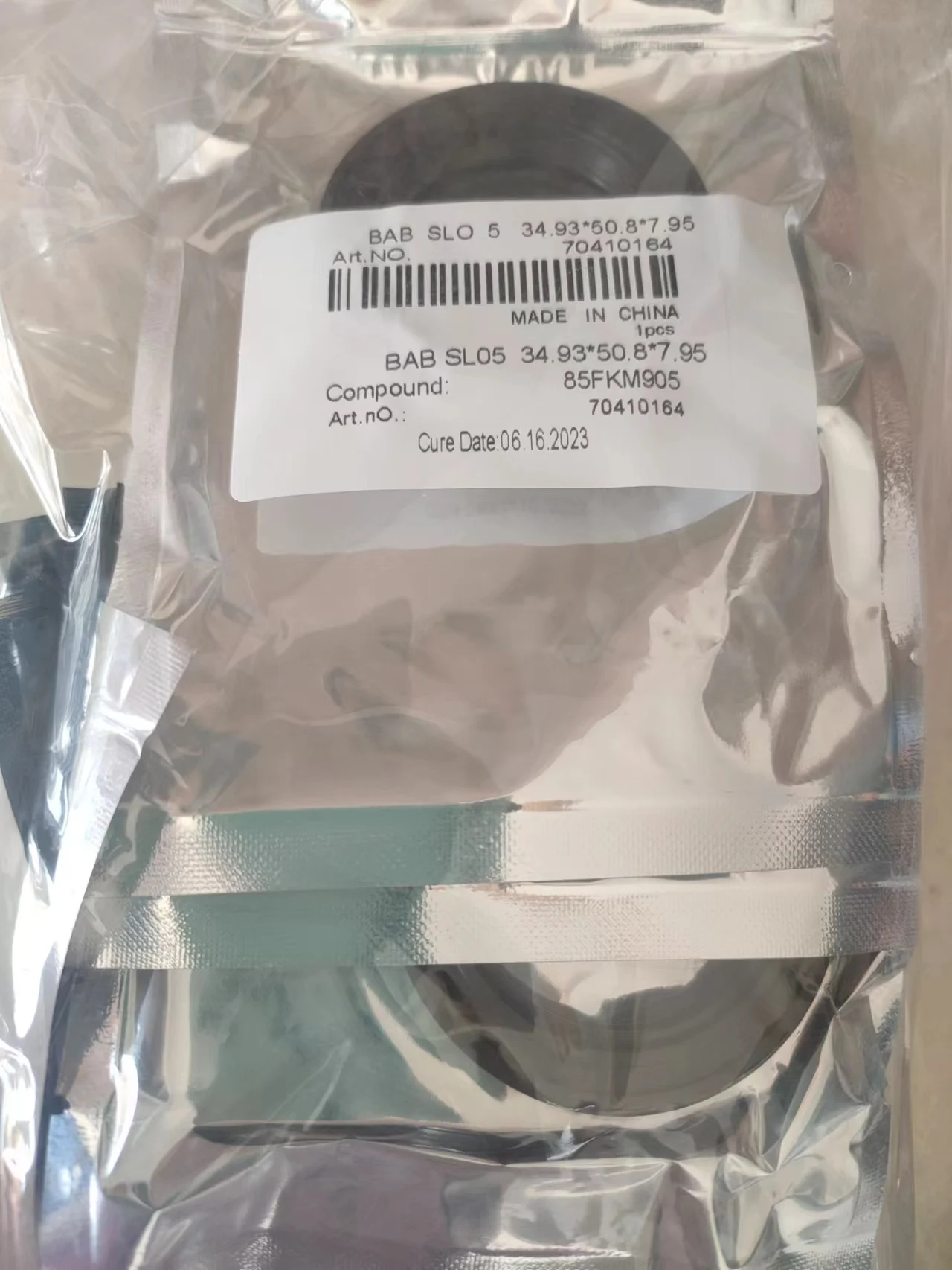 FKM material hydraulic pump motor TCV oil seals