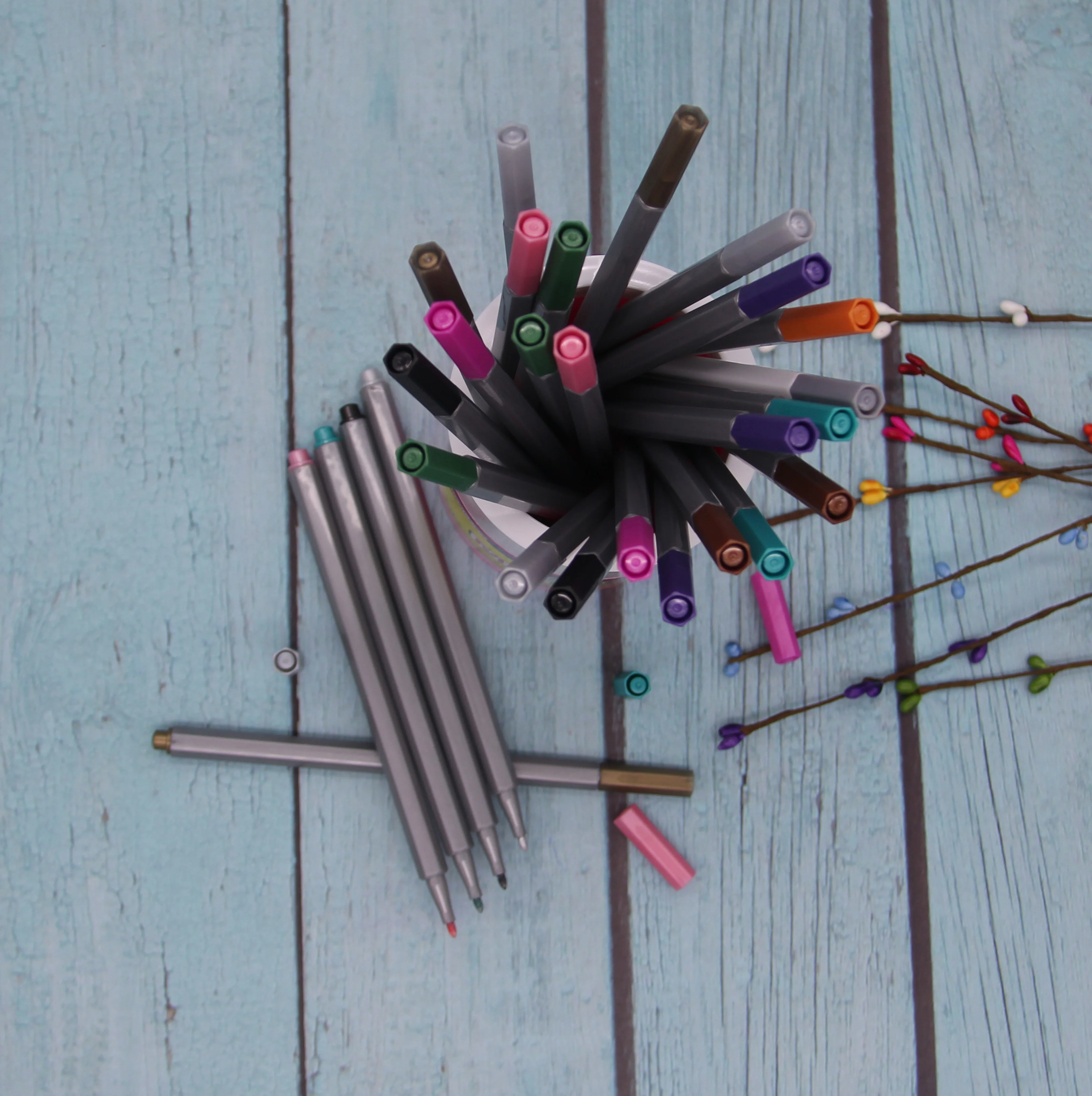 12 Colors Set Metallic Marker Pen Metallic Colored Gel Pens Special Fuction Permanet Paint Metallic Marker