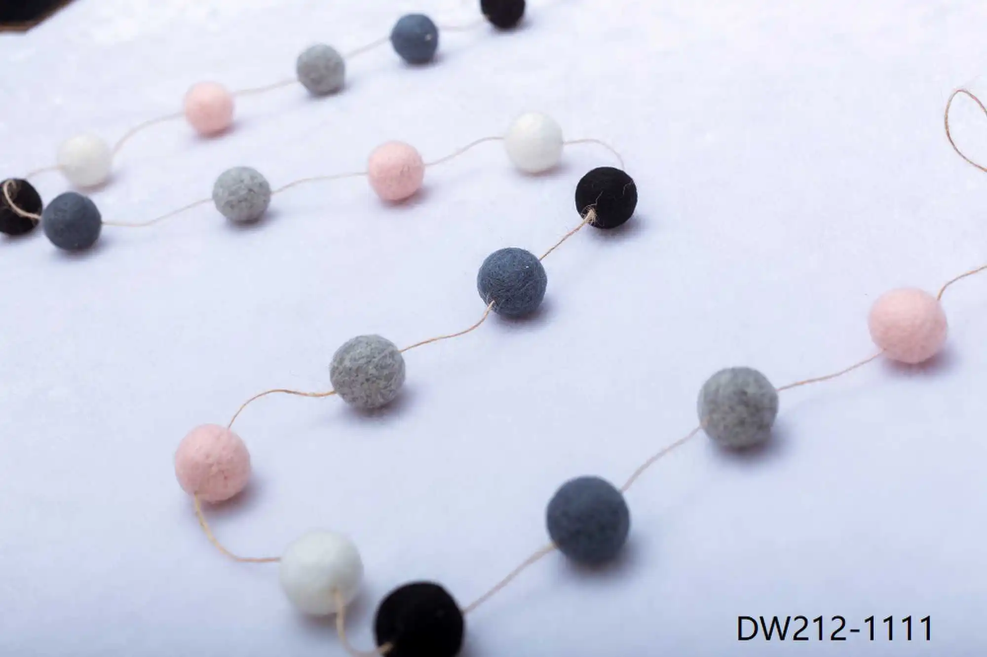 Christmas Tree Shaped Wool Balls Hot Products 2022 Trending Colorful Wool Felt Balls Christmas Hanging Pendants for Window