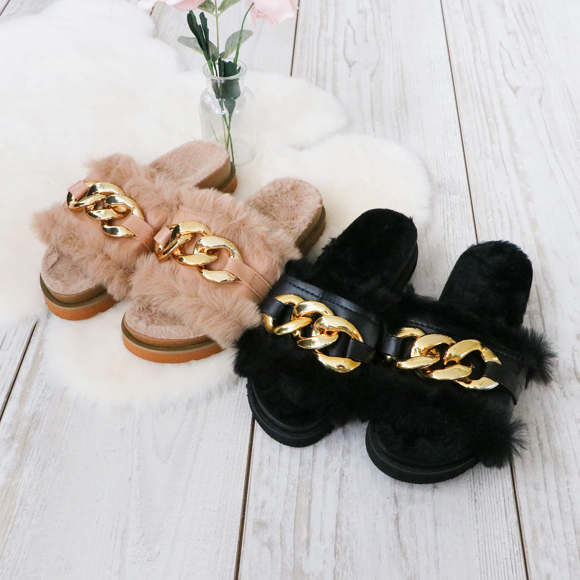 2021 New Arrivals Luxurious Fashion Furry Designer Women Fur Slipper