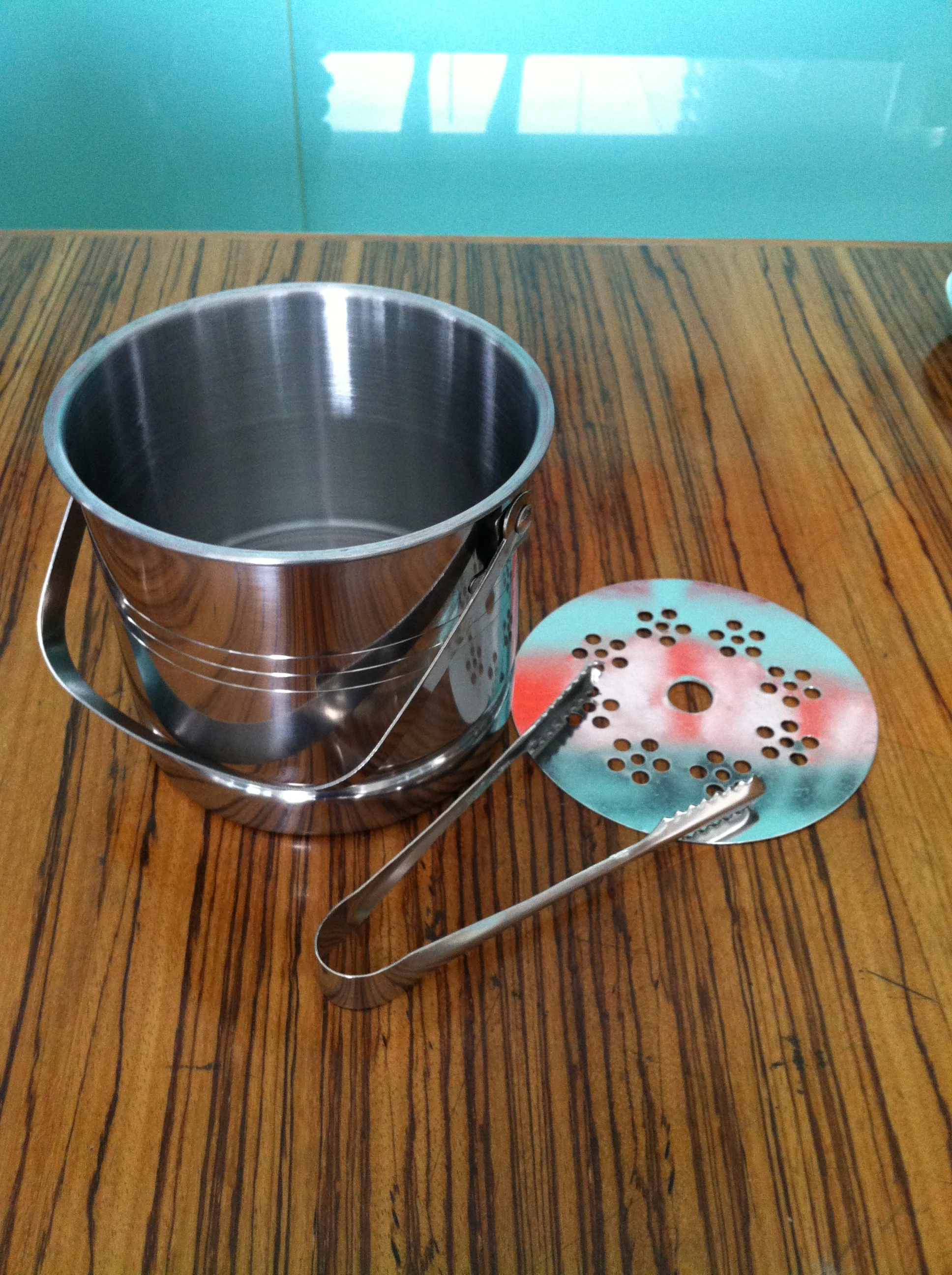 Stainless Steel Bar Metal Beer Ice Bucket Eco-Friendly Cooler with Tongs for Restaurants Giveaways