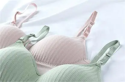 China Factory Seamless Bra Gather Fixed Cup No Steel Ring Student Girl Underwear Set Female