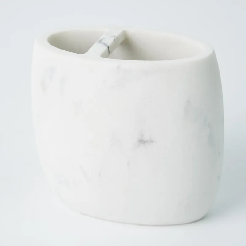 2024Different types of Tooth brush holder Canisters Storage Box High Quality Bathroom Accessories Set use in Bathroom