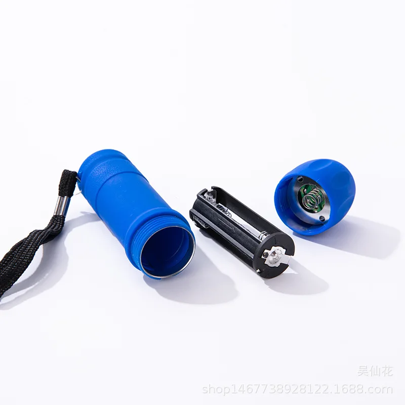 Wholesale Plastic KIDS students mini led Flashlight 3*AAA Battery Powered Handheld ABS multi Color LED Light with rubber shell