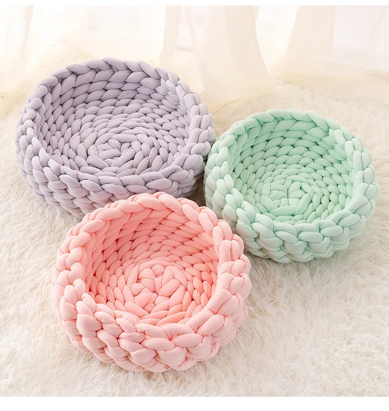 Indoor Luxury Warm Soft Anti-slip Woven Handmade Pet Cat Deep Bed Round Crochet Chunky Nest Braided Cat Bed