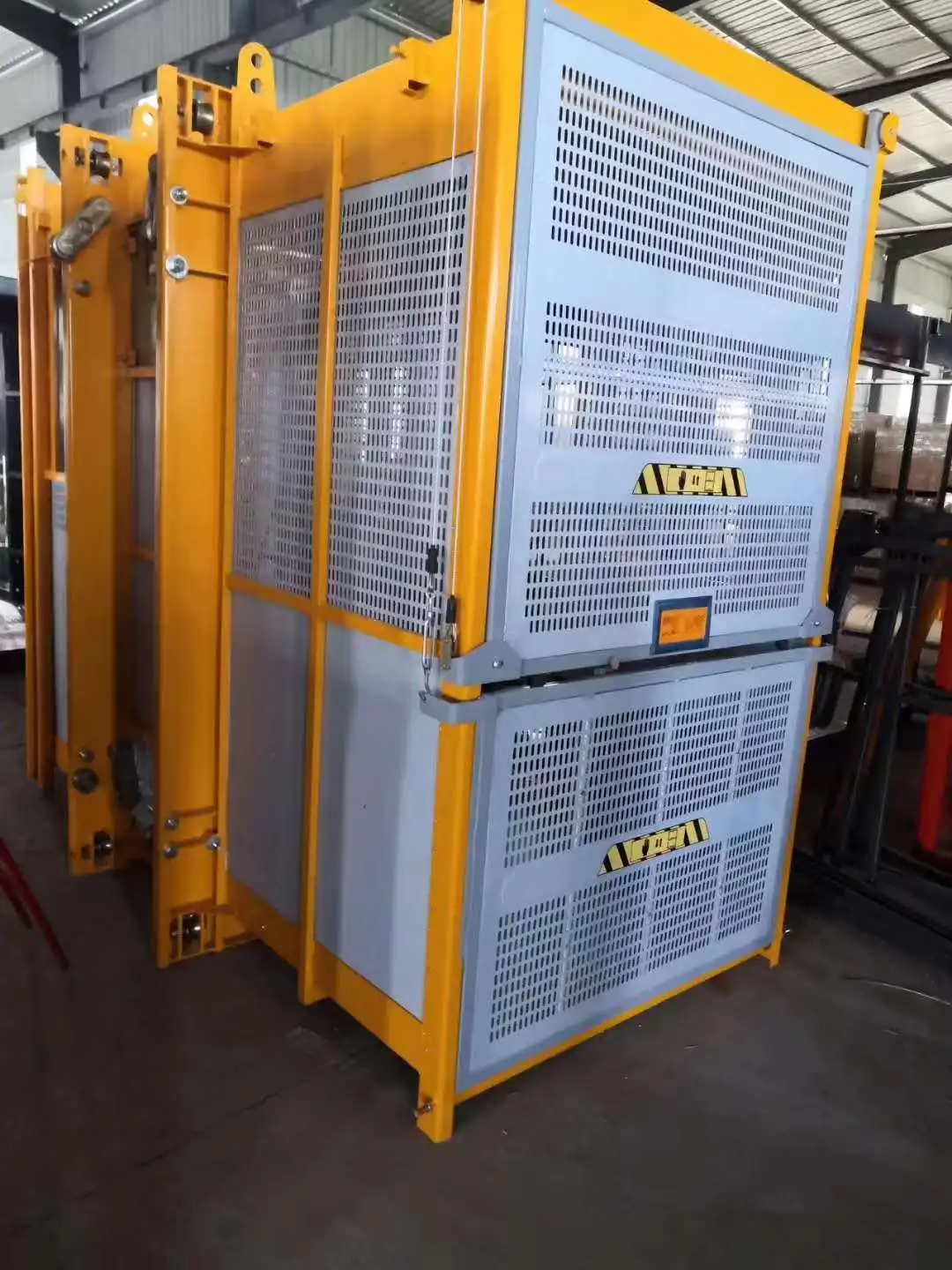 SC200/200 2Ton Construction Hoist Building Elevator  Price Factory Outlet