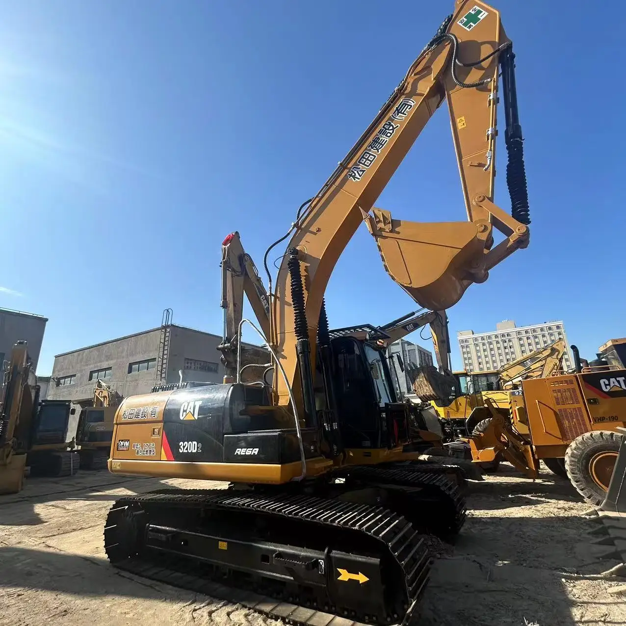 Экскаватор Cat 320d2 20 тонн оптом