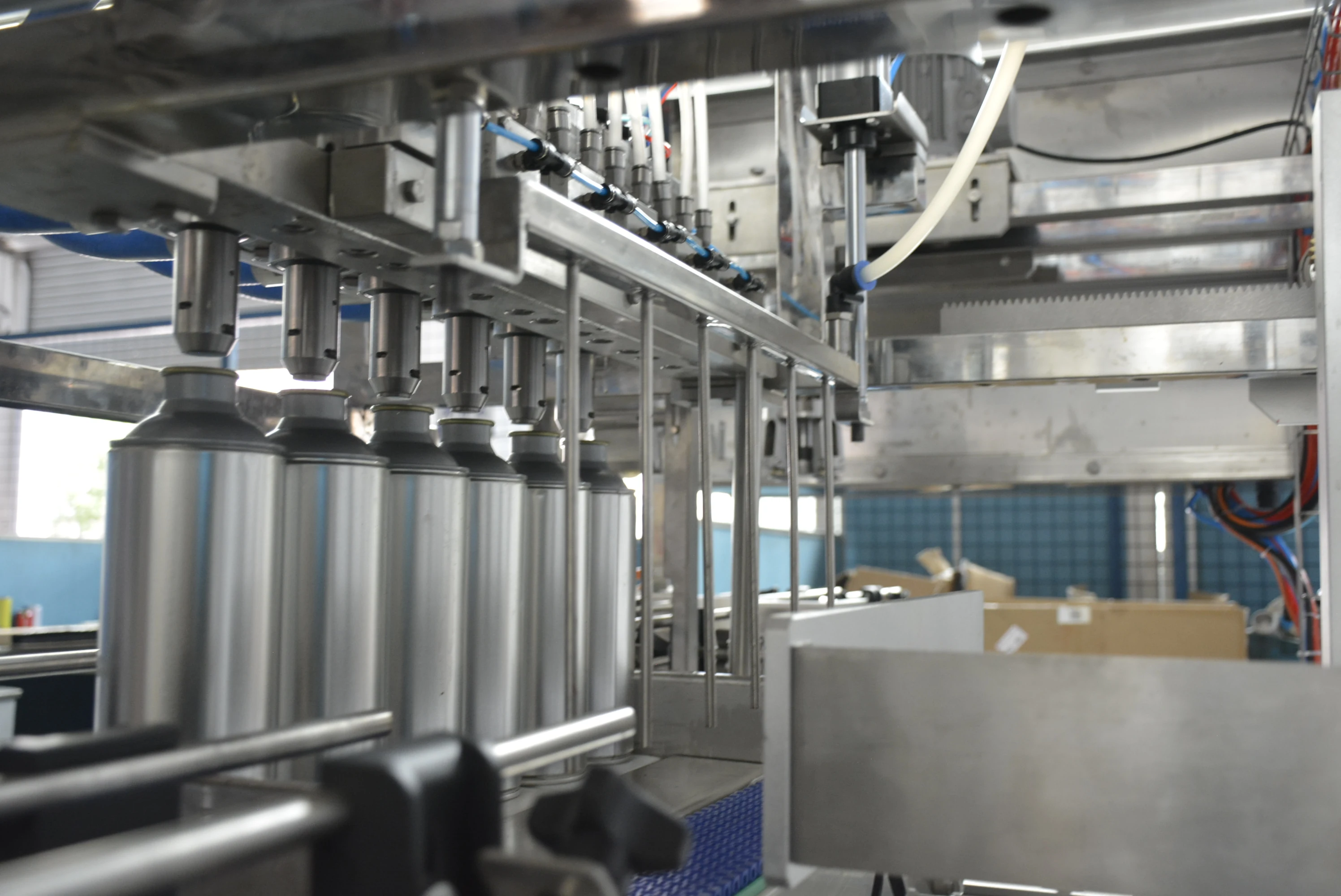 
Fully Automatic Double Speed Beer Can Filling And Sealing Machine For6 Filling Heads And 1Sealing Head 