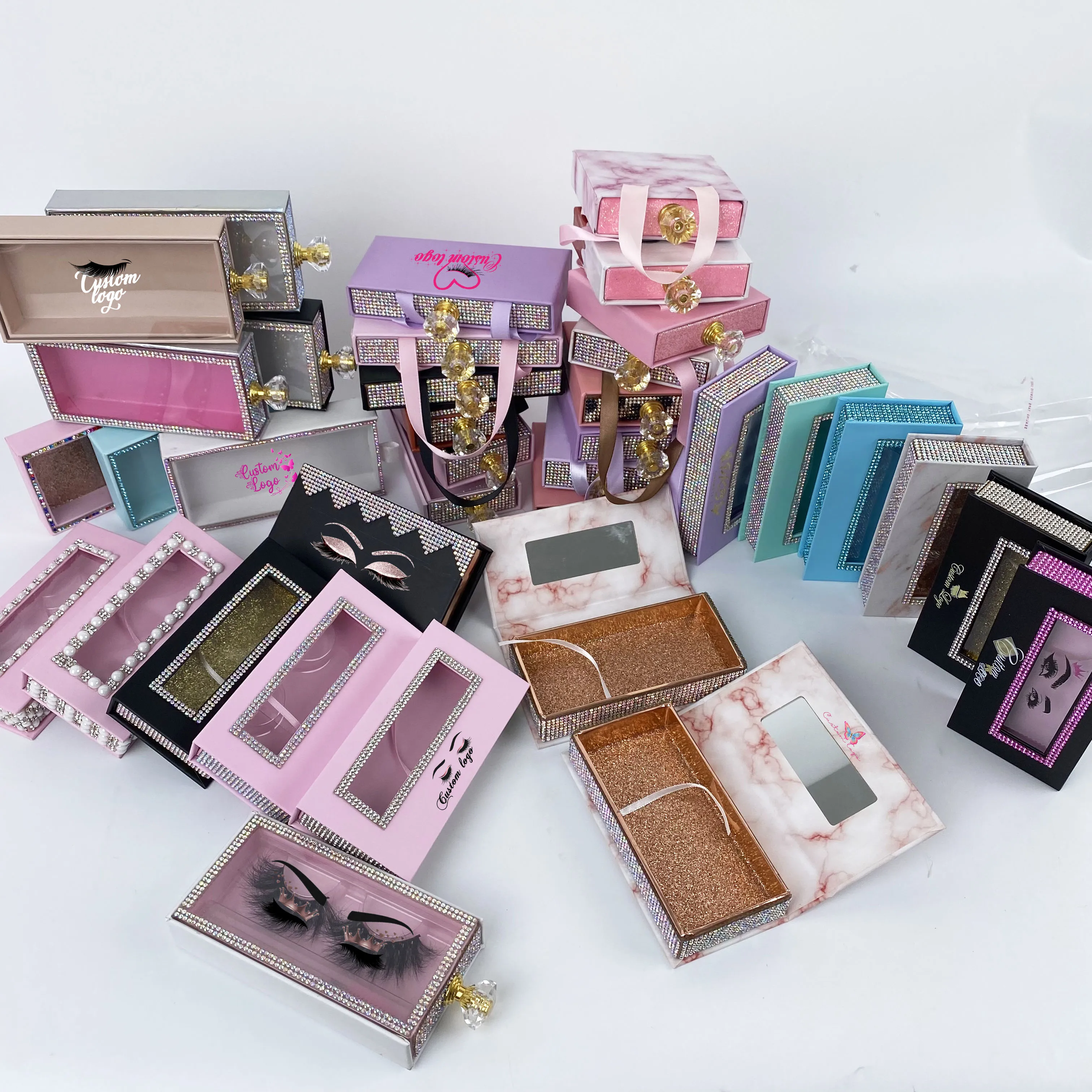 Luxury diamond handle lash box rhinestone false lash packaging wholesale 3D eyelash private label box packaging