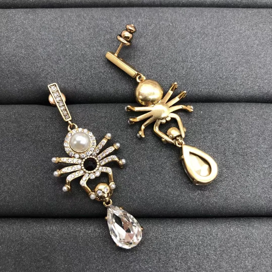 Alexanderxx McQueens New single season 925silver inlaid pearl zircon tassel earringsfor friends as a fashion gift during Ramadan