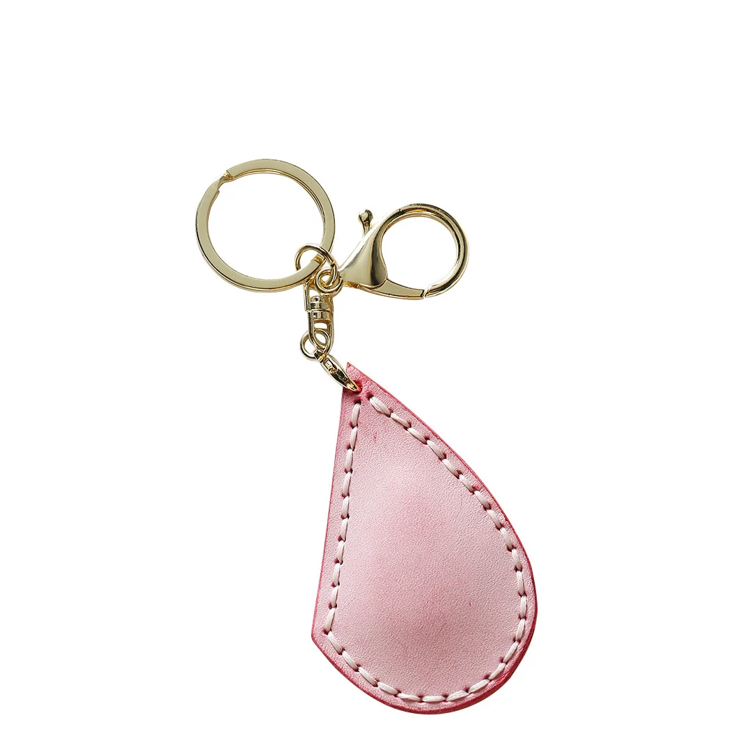 Брелок из эпоксидной смолы