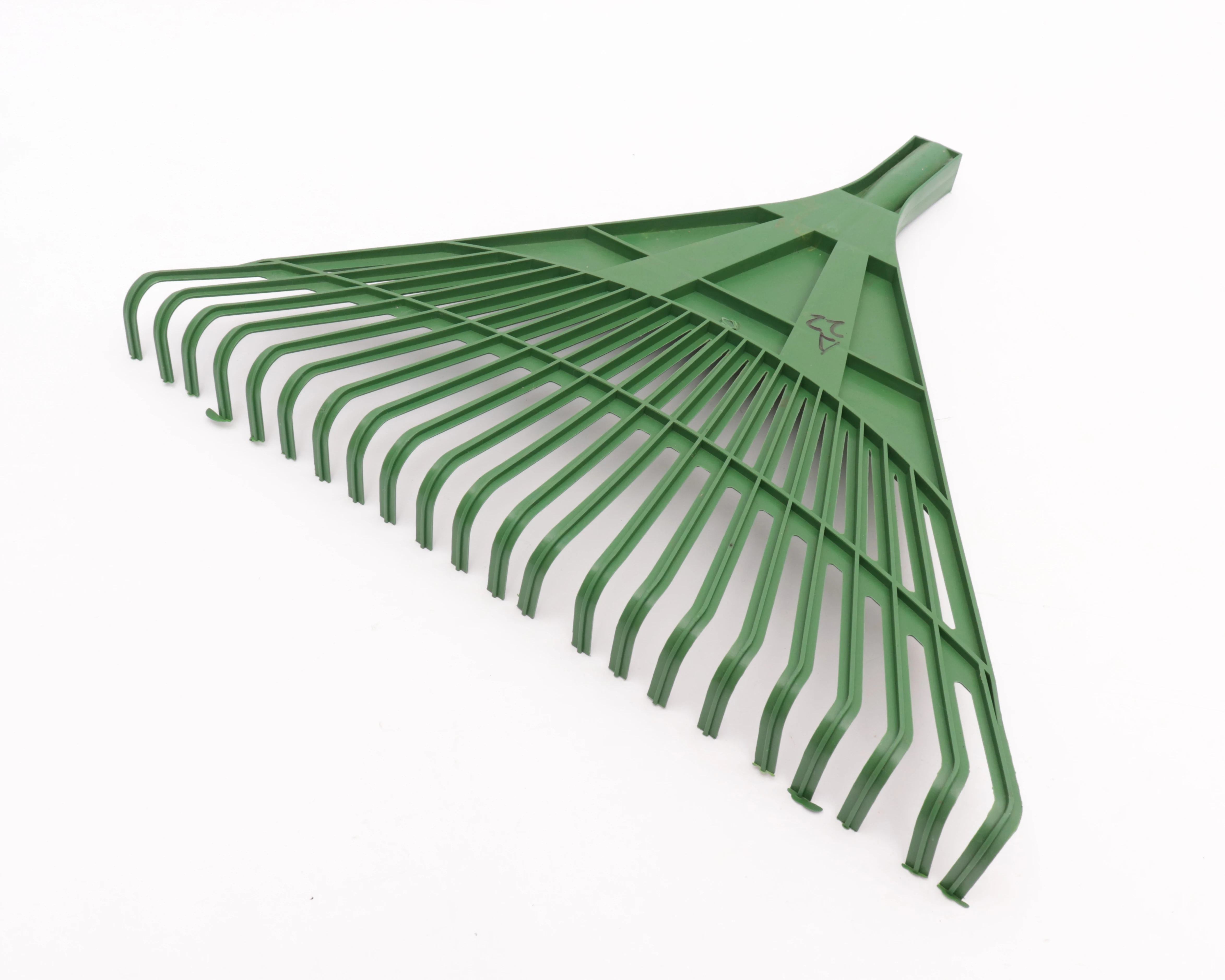 
AOYI 062 plastic hay rake power leaf rakes with wooden handle 