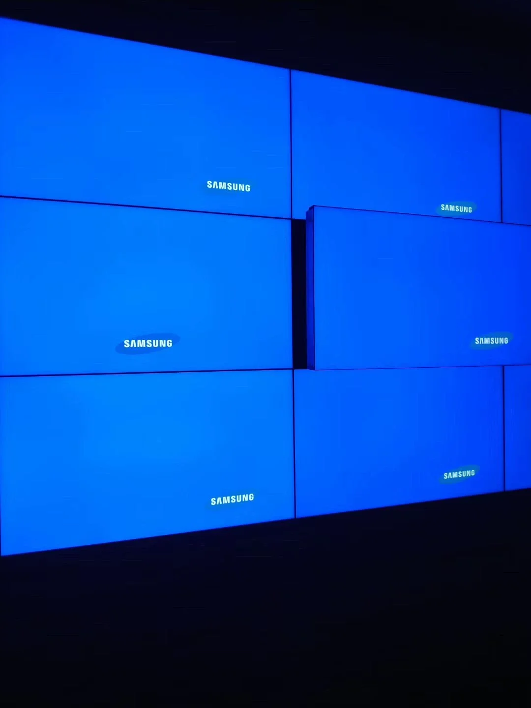 55 Inch 4K Original Digital Signage Wall Mount LCD Multi Screen Advertising Video Wall Player LCD 4x4 Lcd Splicing Screen