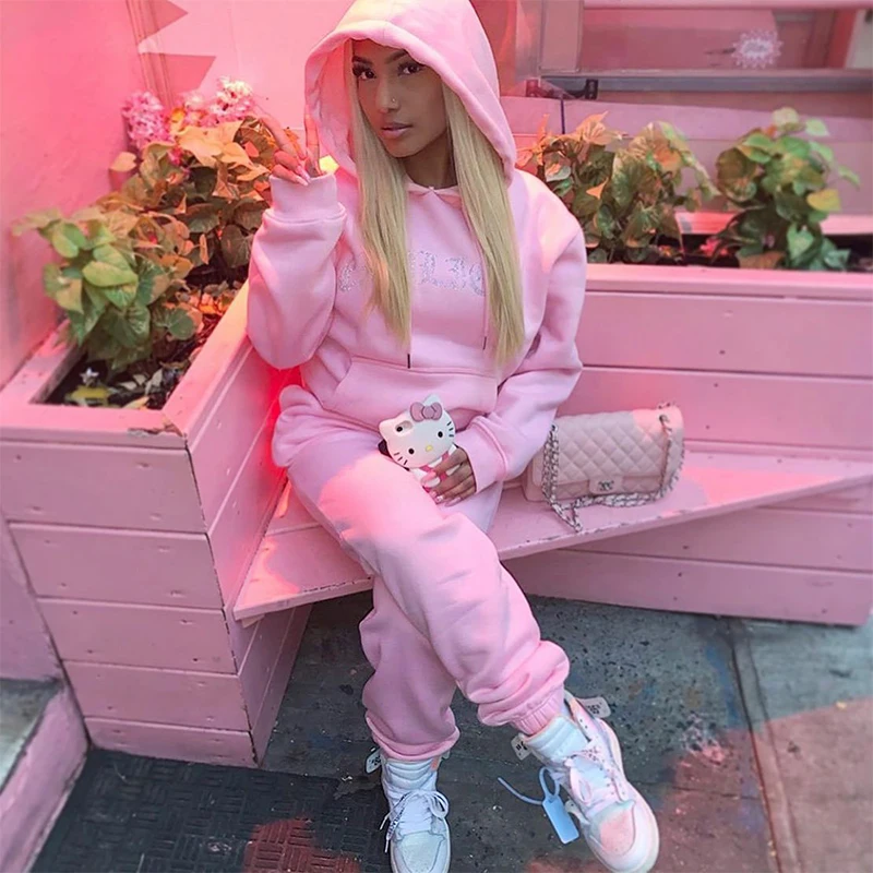 В наличии новинка модный однотонный спортивный костюм для отдыха худи со стразами и капюшоном