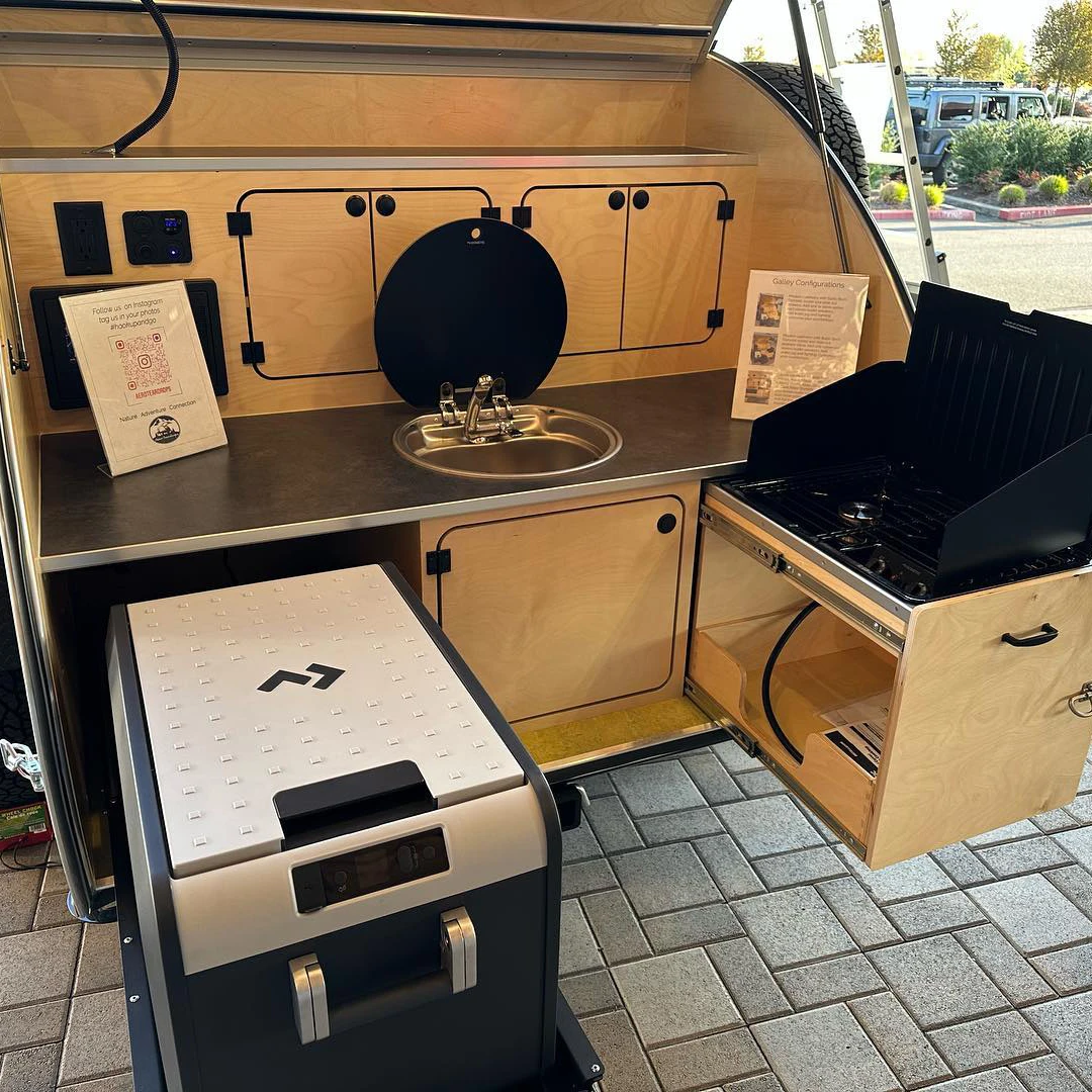 Professional chinese caravans teardrop camper tear drop semi offroad camper trailer  with high quality