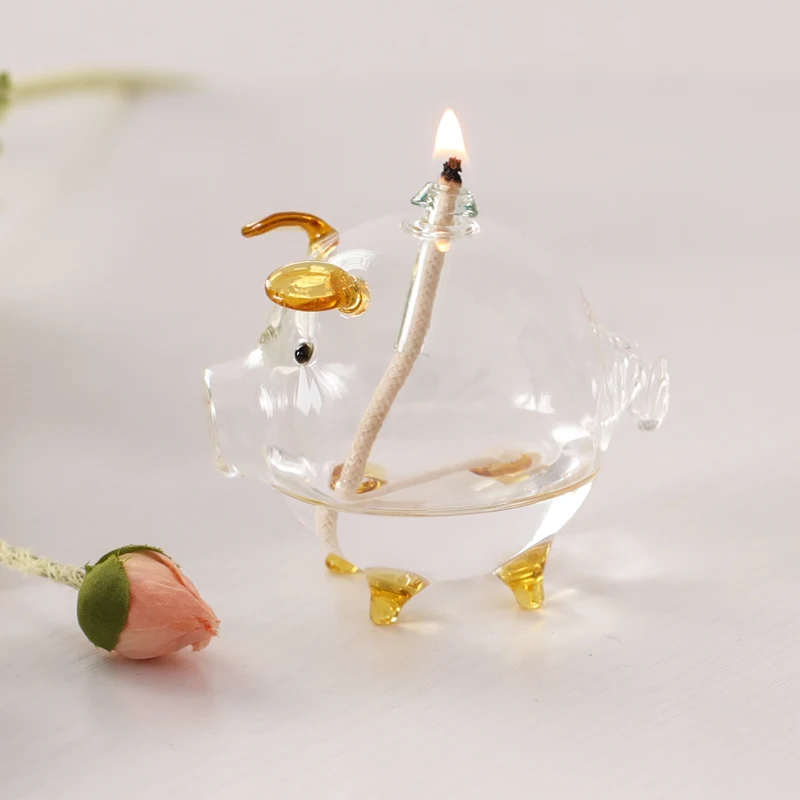 Decorative Hand Blown Table top Piglet shape Glass Oil Chimney Candle Lamp with Wicker Oil Burner