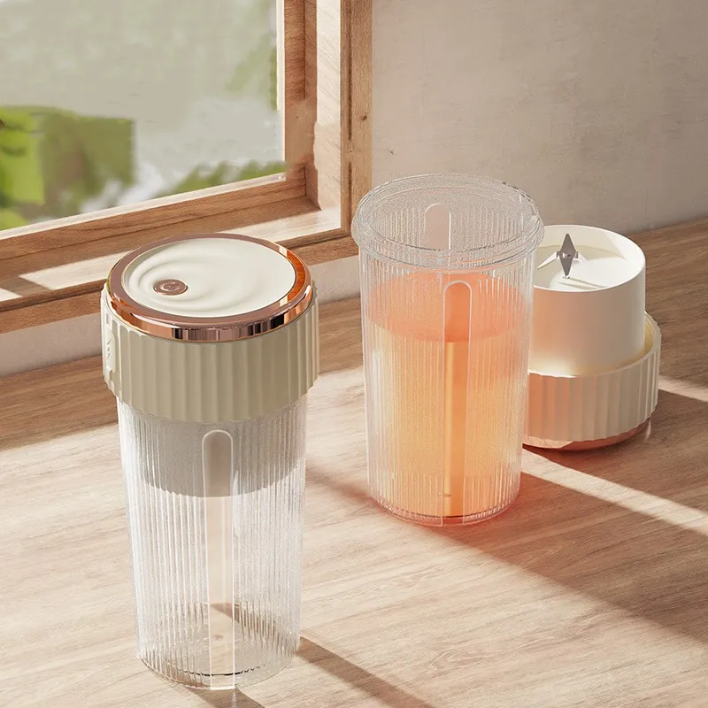 Portable Electric Fruit Juicer USB Rechargeable Machine Sports Mini Bottle Juicing Blender