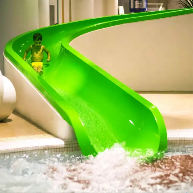 Indoor water park equipment / Water slide with pool for sale