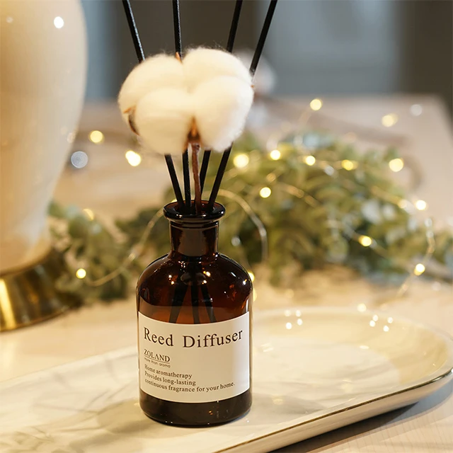 Wholesale Luxury Custom Decorative Black Glass No Fire Scented Candle Elegant Gift Set Reed Diffuser