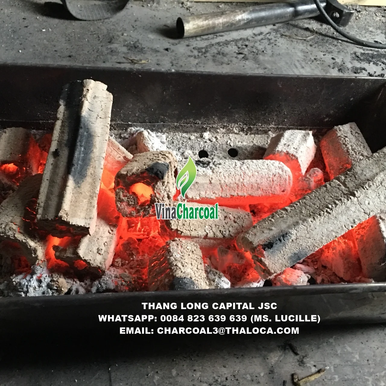 Bamboo Briquette Charcoal/ Wooden Sawdust Charcoal Briquette No Smoke