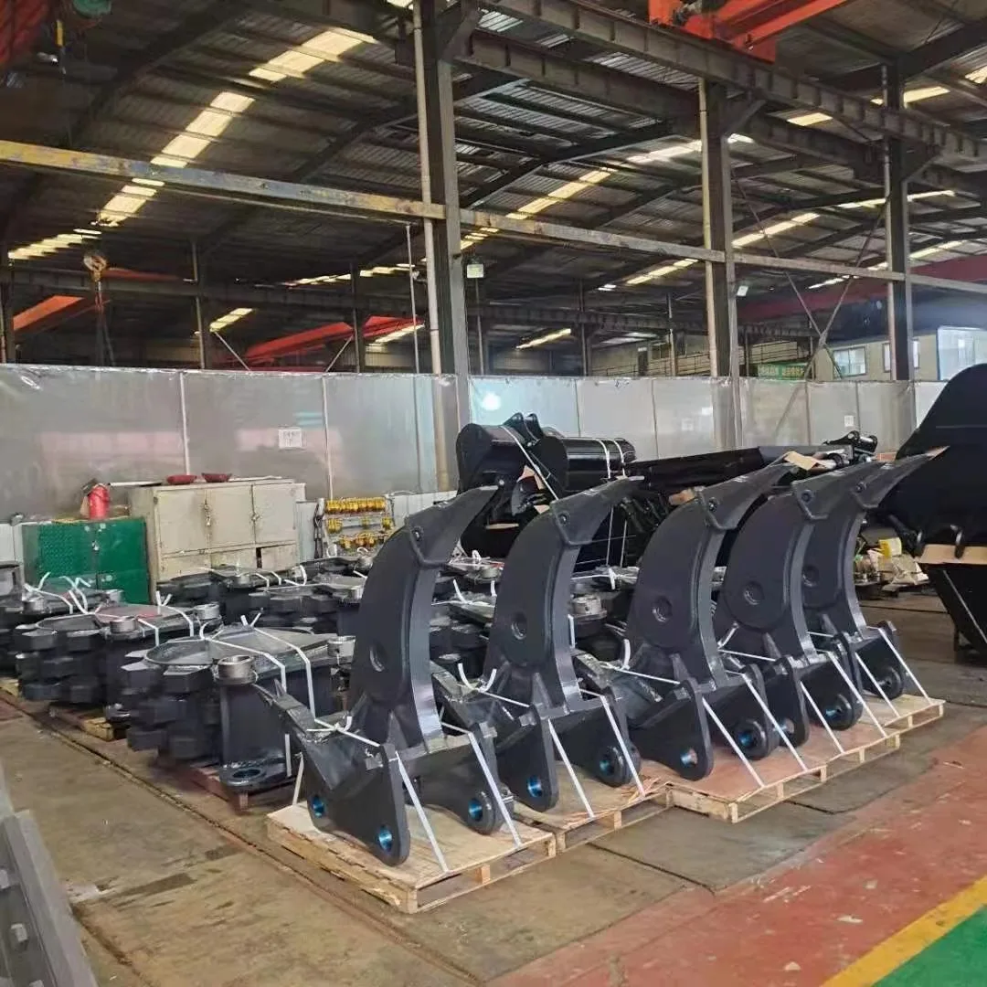Excavator bucket   Custom OEM Digging Excavator bucket for construction machinery  (Mini 3 teeth excavator bucket)