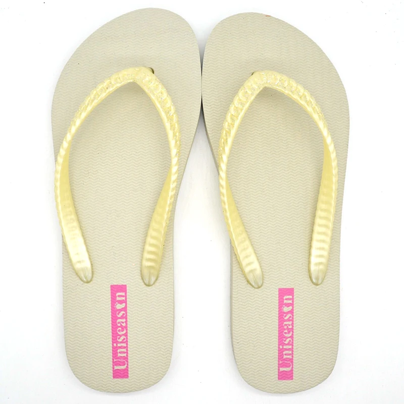 Оптовая продажа модные летние дешевые плоские резиновые женские шлепанцы