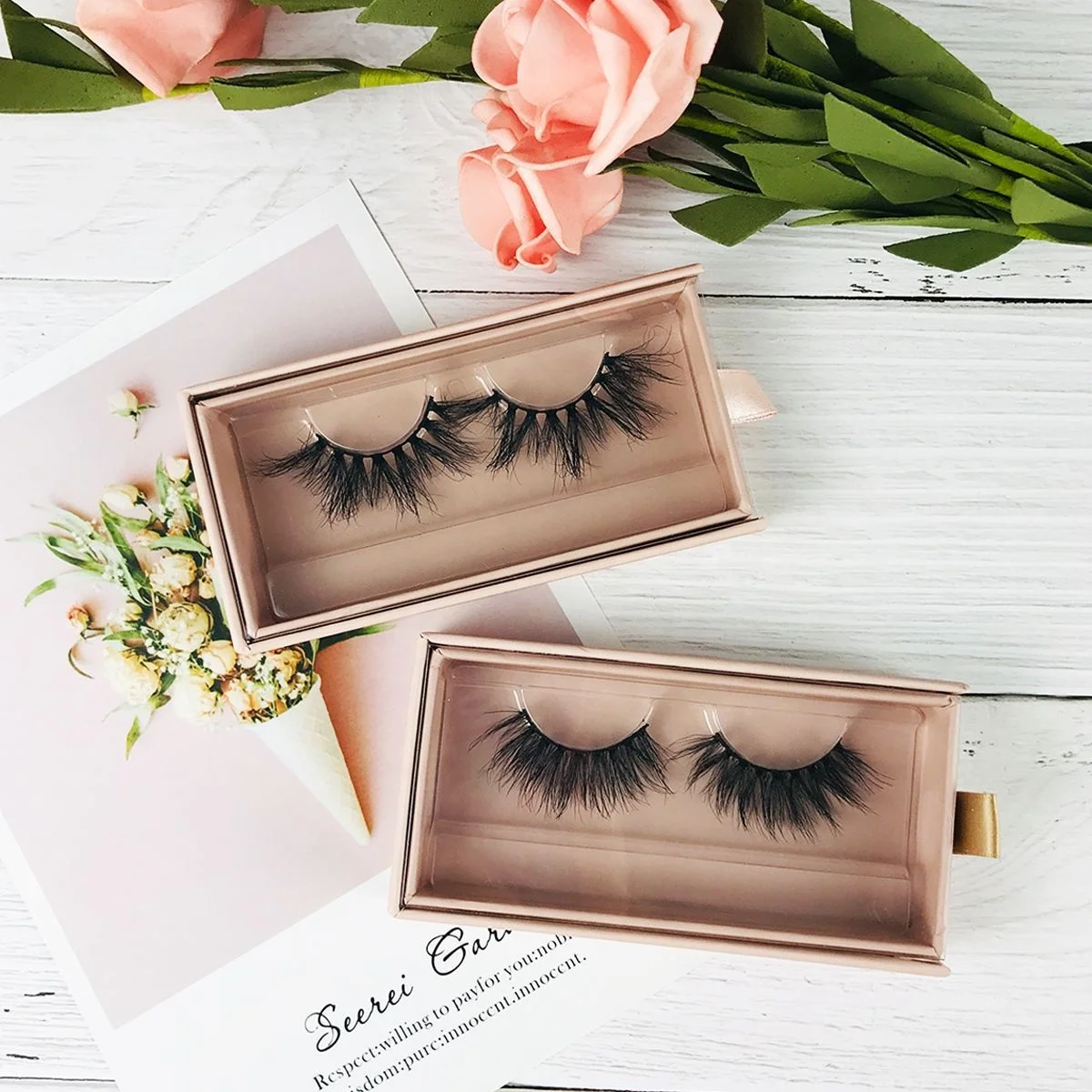 Wholesale Classic 3D 5D mink lashes whole with package eyelashes in the box with label