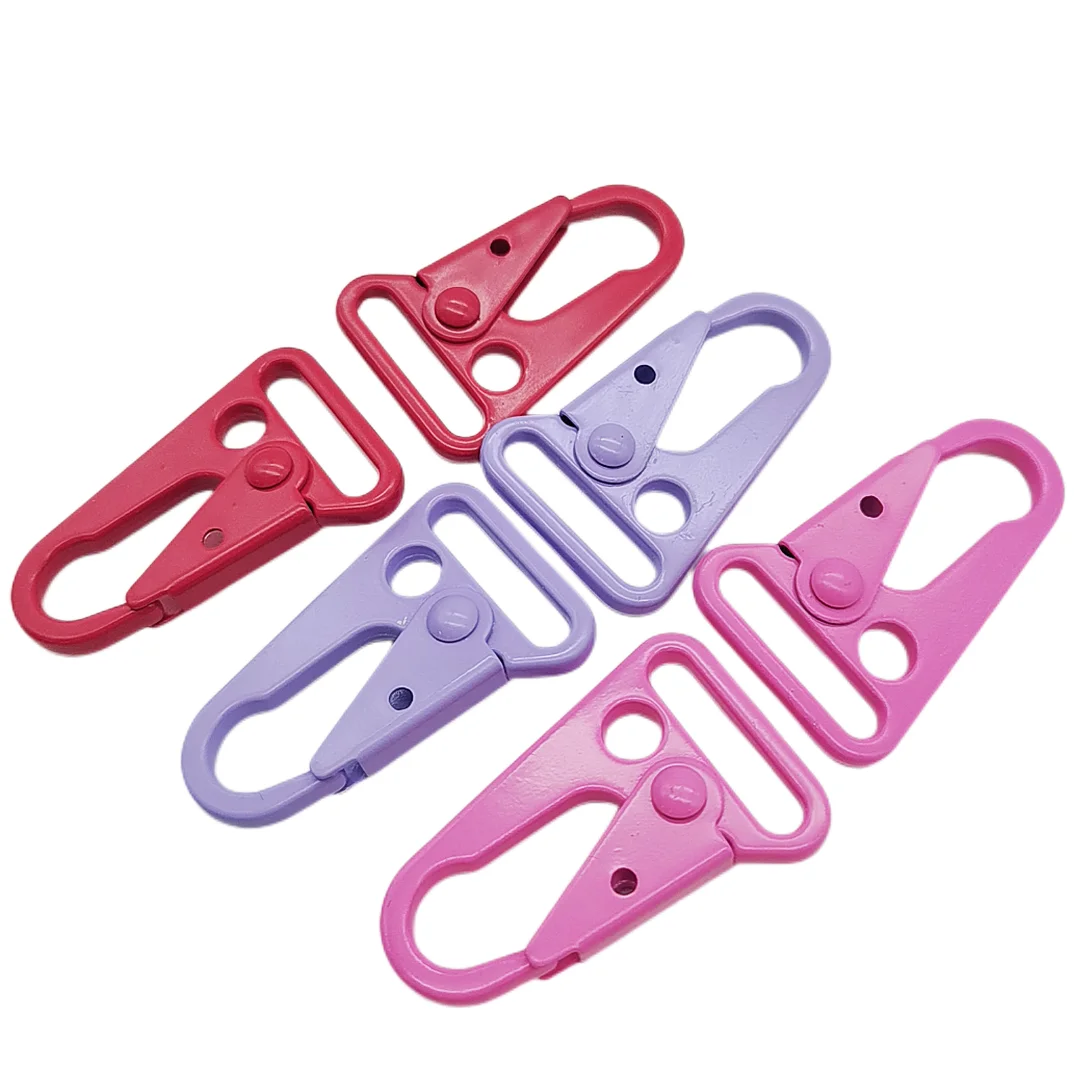 Wholesale Hardware Accessories Light gold Carabiner Clip Sling Lever Snap Bag Hanging Hooks For Keychain Lanyards