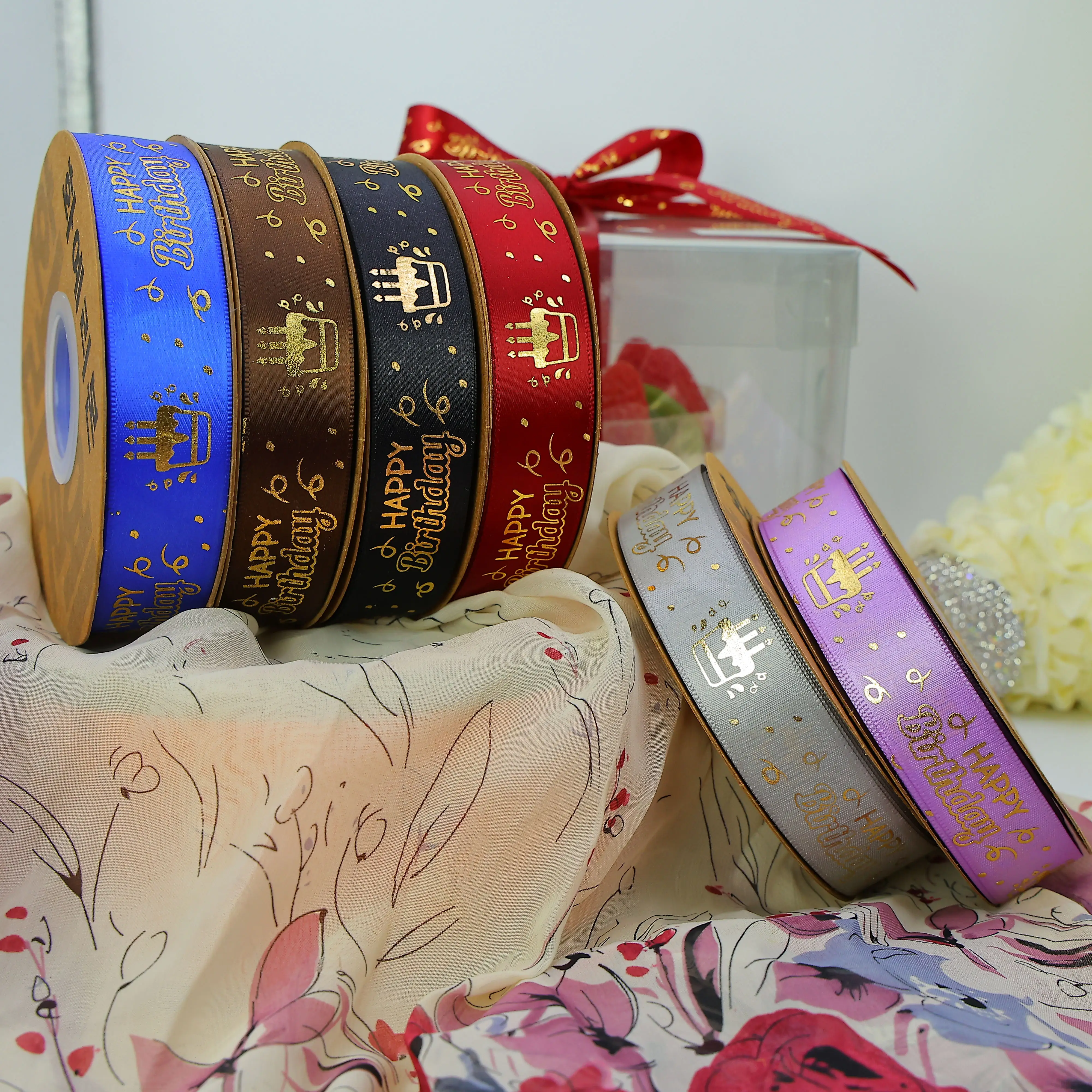 Высококачественная 100% Полиэстеровая атласная лента с бантом «С Днем Рождения» горячая штамповка блеск для упаковки подарков