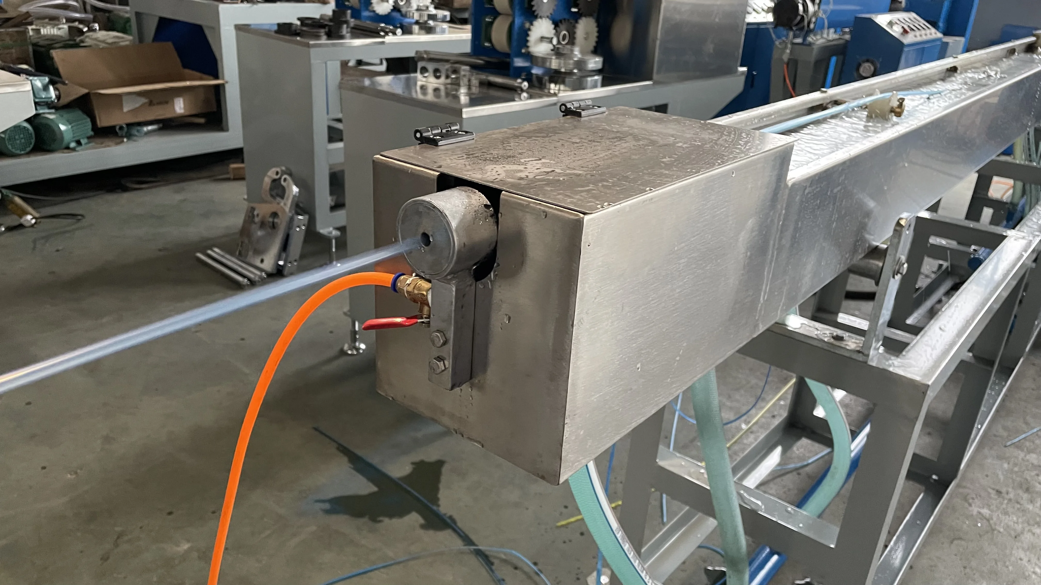 Машина для производства пластиковых питьевых трубок PP PE PLA