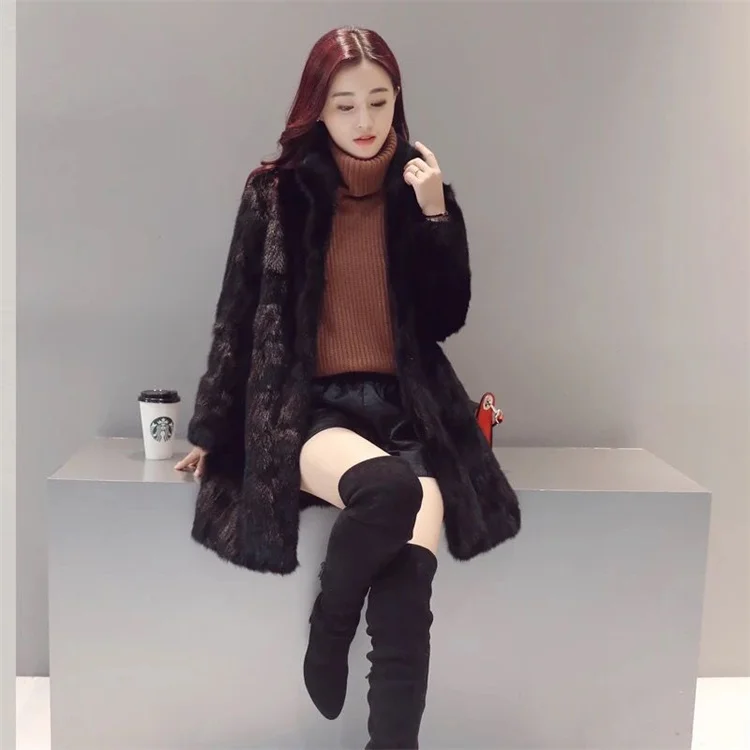 
Hot Selling High End Design Exquisite Workmanship Women Trench Soft Loose Fur Coat For Winter 
