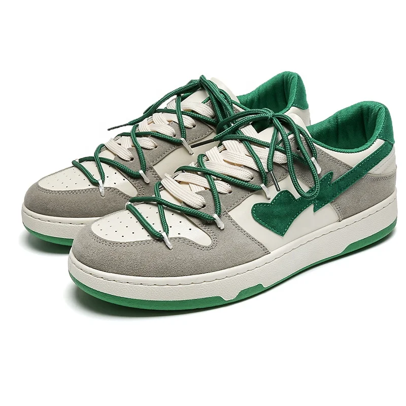 Мужские кроссовки с логотипом