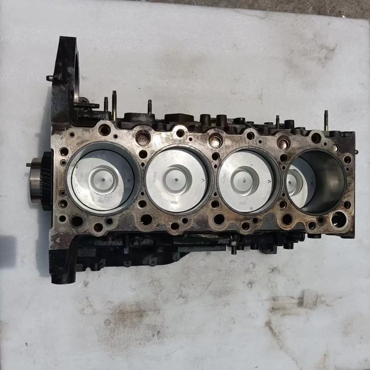 Second hand 4HL1 Cylinder Block short block for Excavator Engine Parts 8982045280