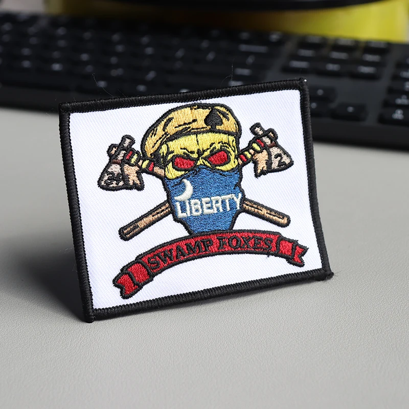 Customized design cheap embroidery patch label embroidery badge with hook and loop for clothing
