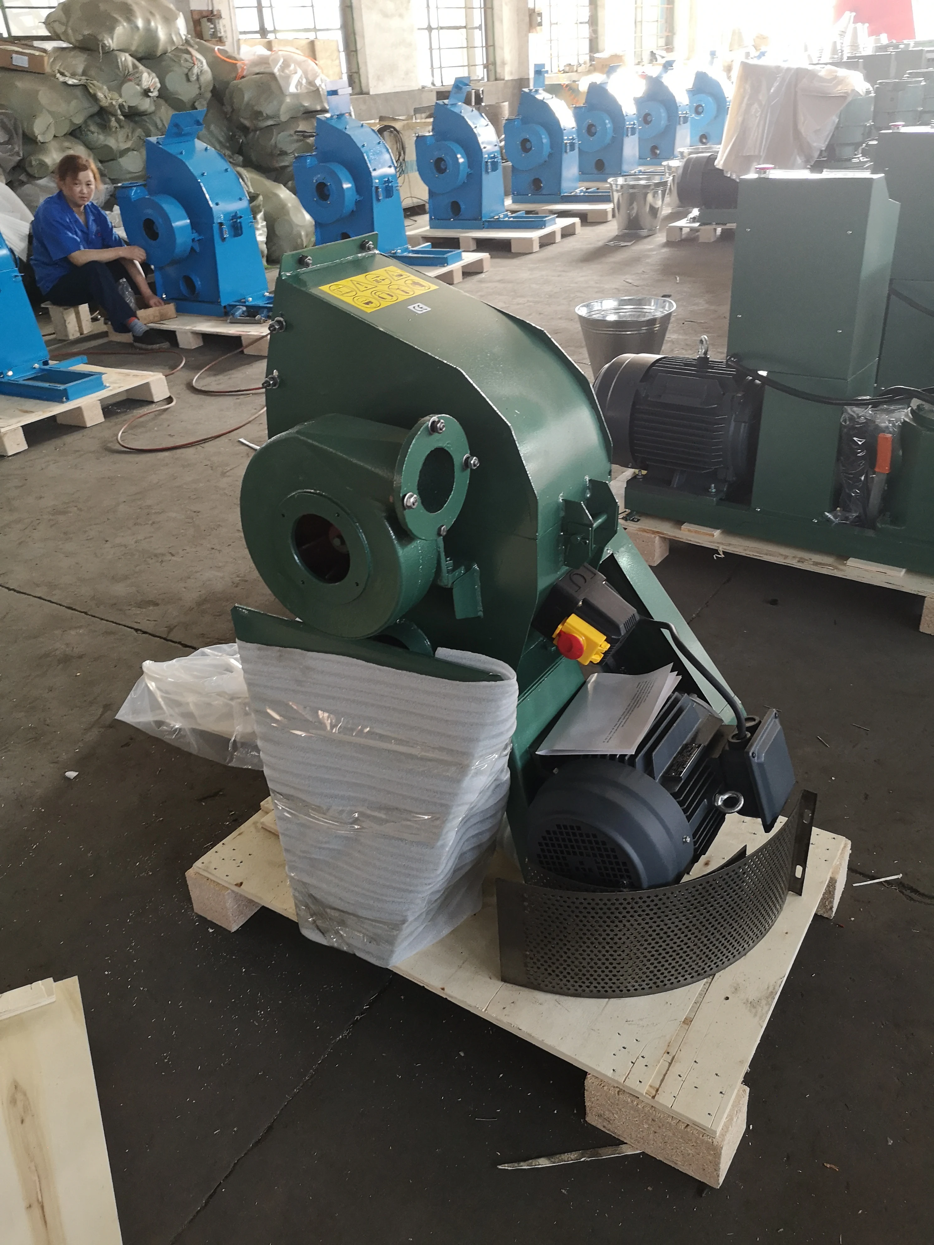 wood crusher machine hammer mill wood hammer mill crusher