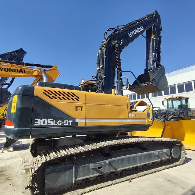Cost Effective Used Excavators HYUNDAI 305LC-9T in Great Condition 30 Ton Original Diggers Hyundai 305LC-9T in Stock on Sale