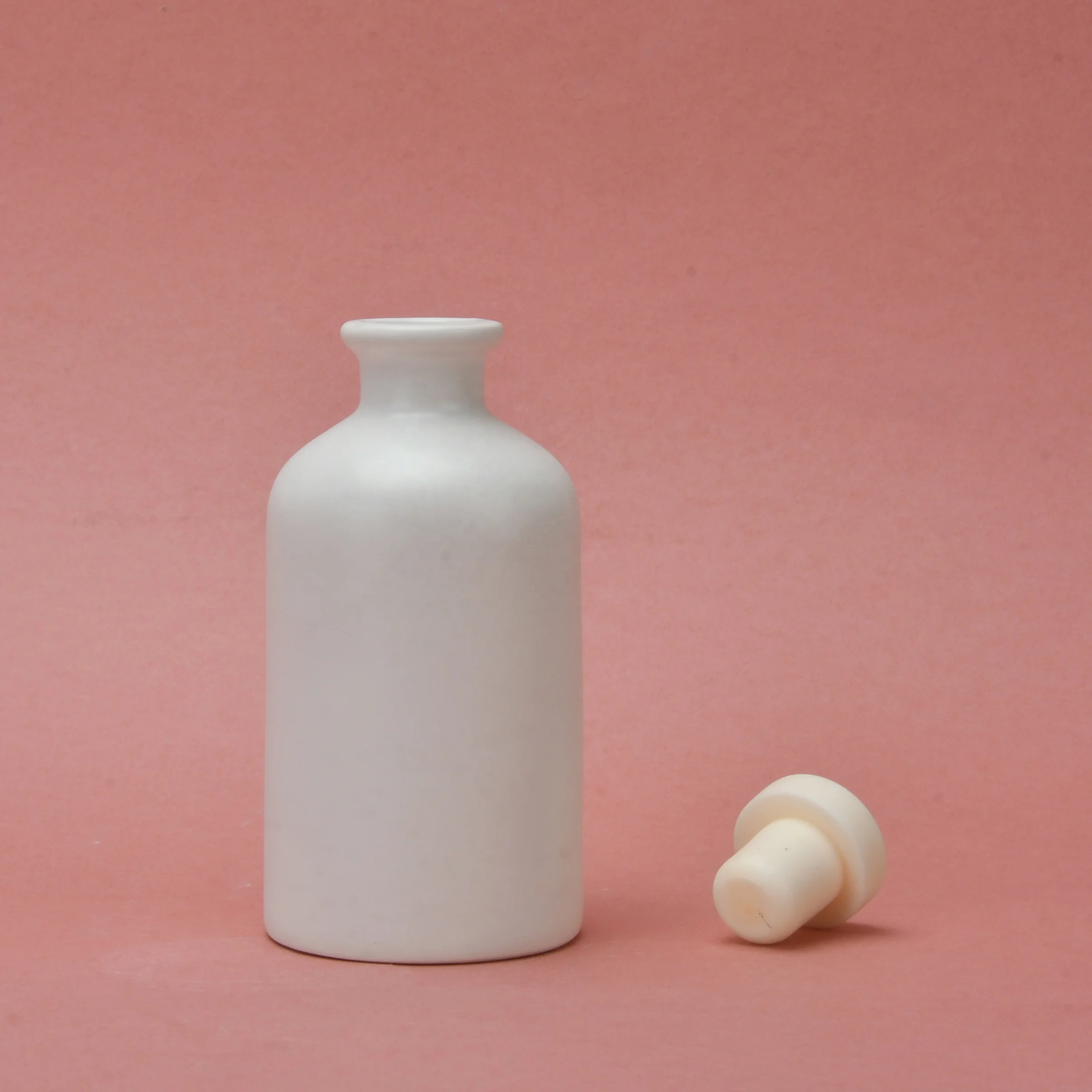 180ml Ceramic Reed Diffuser Set with Cork DIY Replacement Fragrance Accessories Boxed Oil Scented Bottles