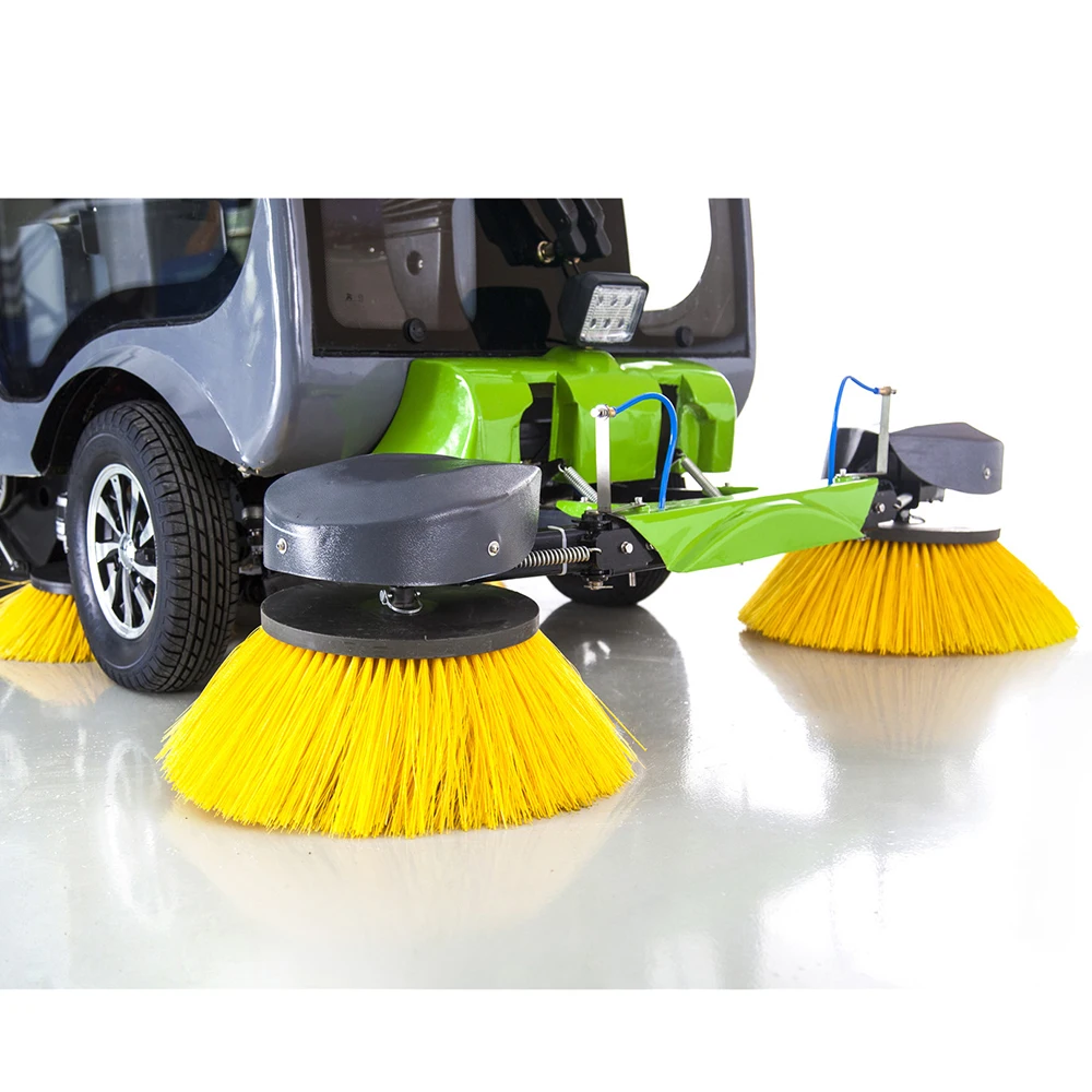 S16 Comfortable cab car cleaning machine road sweeper