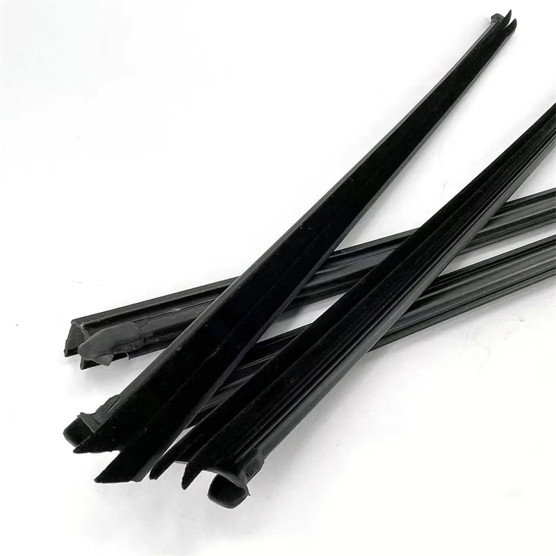 High Quality Fj Cruiser Weatherstrip, OEM 68162-35073, Flexible Horsehair Brush Weatherstrip Door Fj Cruiser Parts