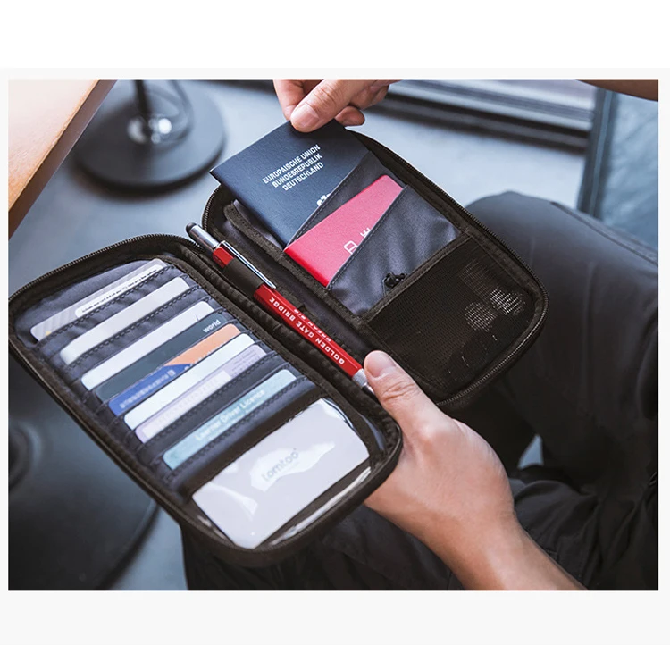 Wholesale Waterproof Family Travel Passport Wallet Case Credit Card Ticket Rfid Blocking Document Organizer Bag Passport Holder