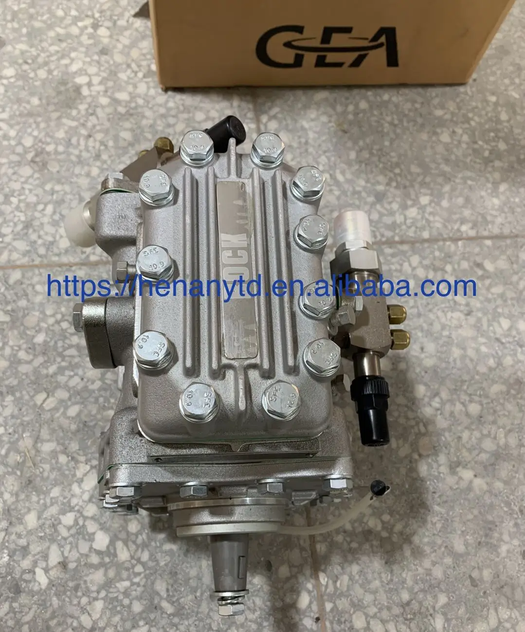 GEA BOCK FKX30 /325TK compressor R 404 A  refrigerant of the truck  transport refrigeration