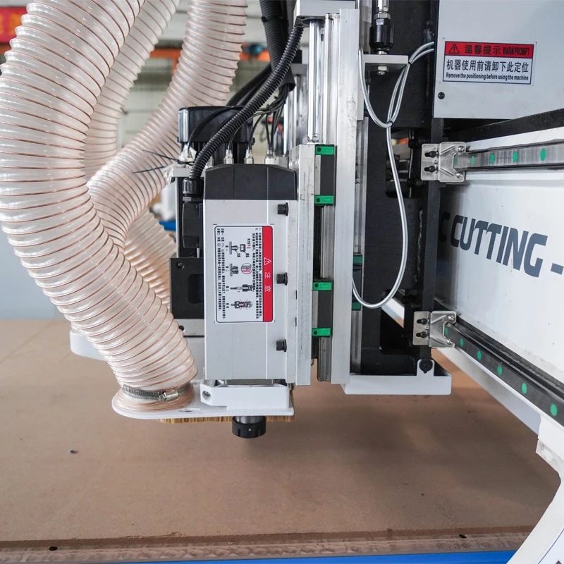 Новый трендовый продукт, деревообрабатывающий станок с ЧПУ для изготовления мебели