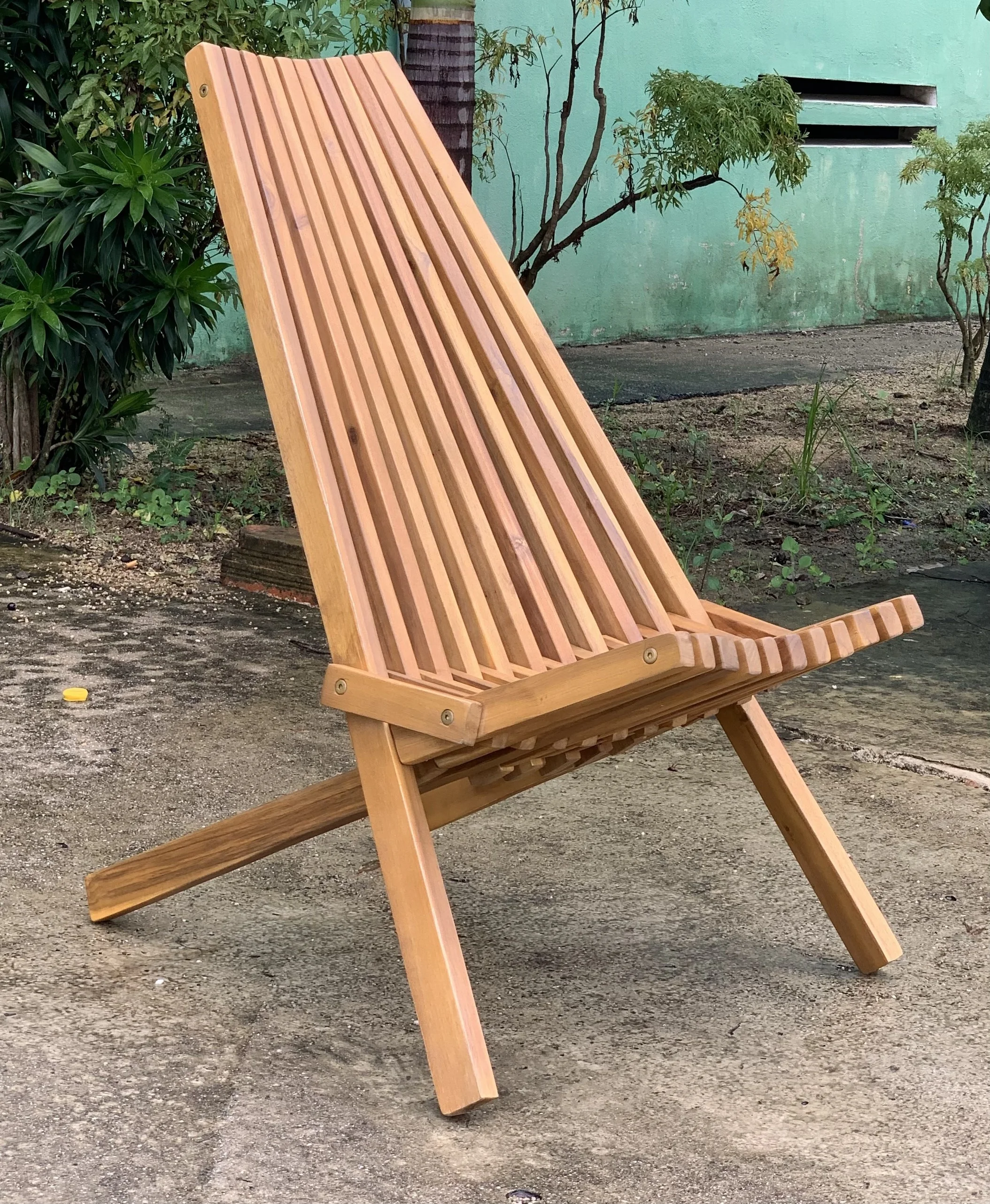 High quality Vietnamese Acacia wood  Outdoor fishing chair / Camping wooden beach chair