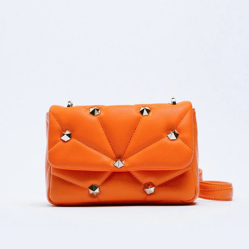 Новое поступление, женская сумка, украшенная заклепками, сумка-мессенджер через плечо, маленькая сумка через плечо с цепочкой