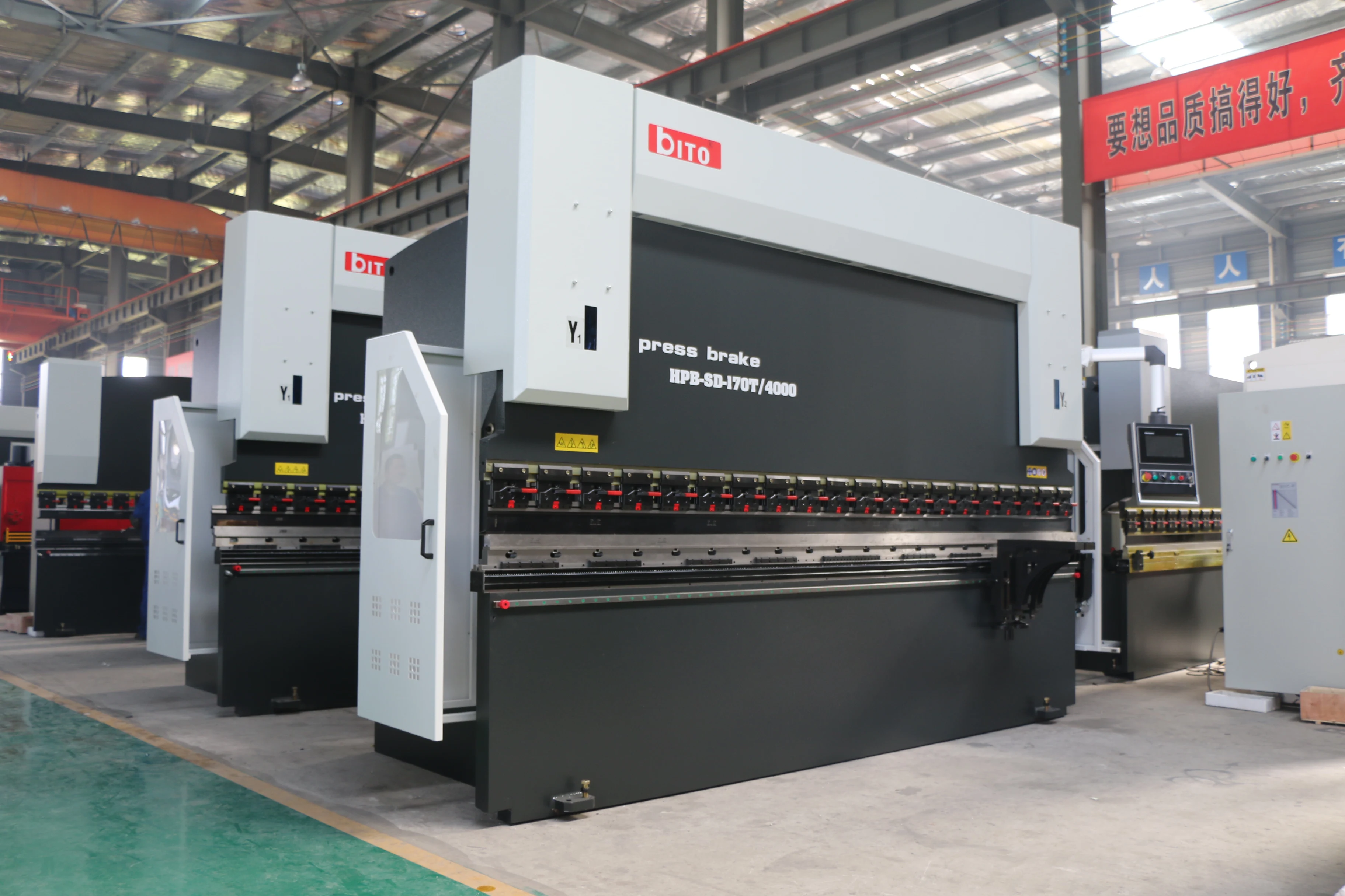 8 + 1 Ось DELEM DA66T контроллер HPB- 220Ton3200 листовой металл Cnc гибочный станок для