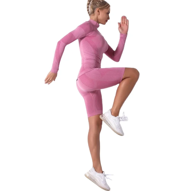 
2021 Seamless Sports Wear Long Sleeves Crop Top And Yoga Shorts Set 